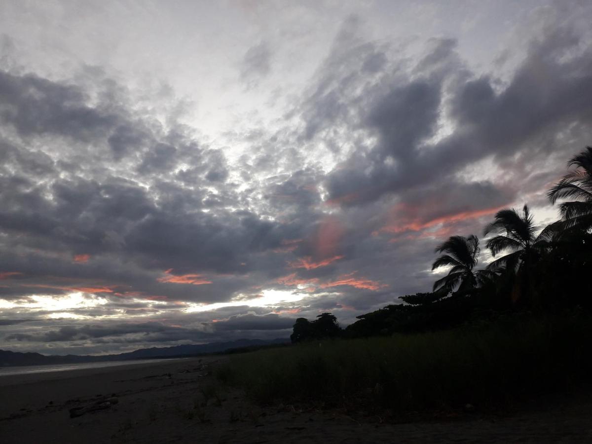 Hostal Pachamama Isla de Canas Екстериор снимка